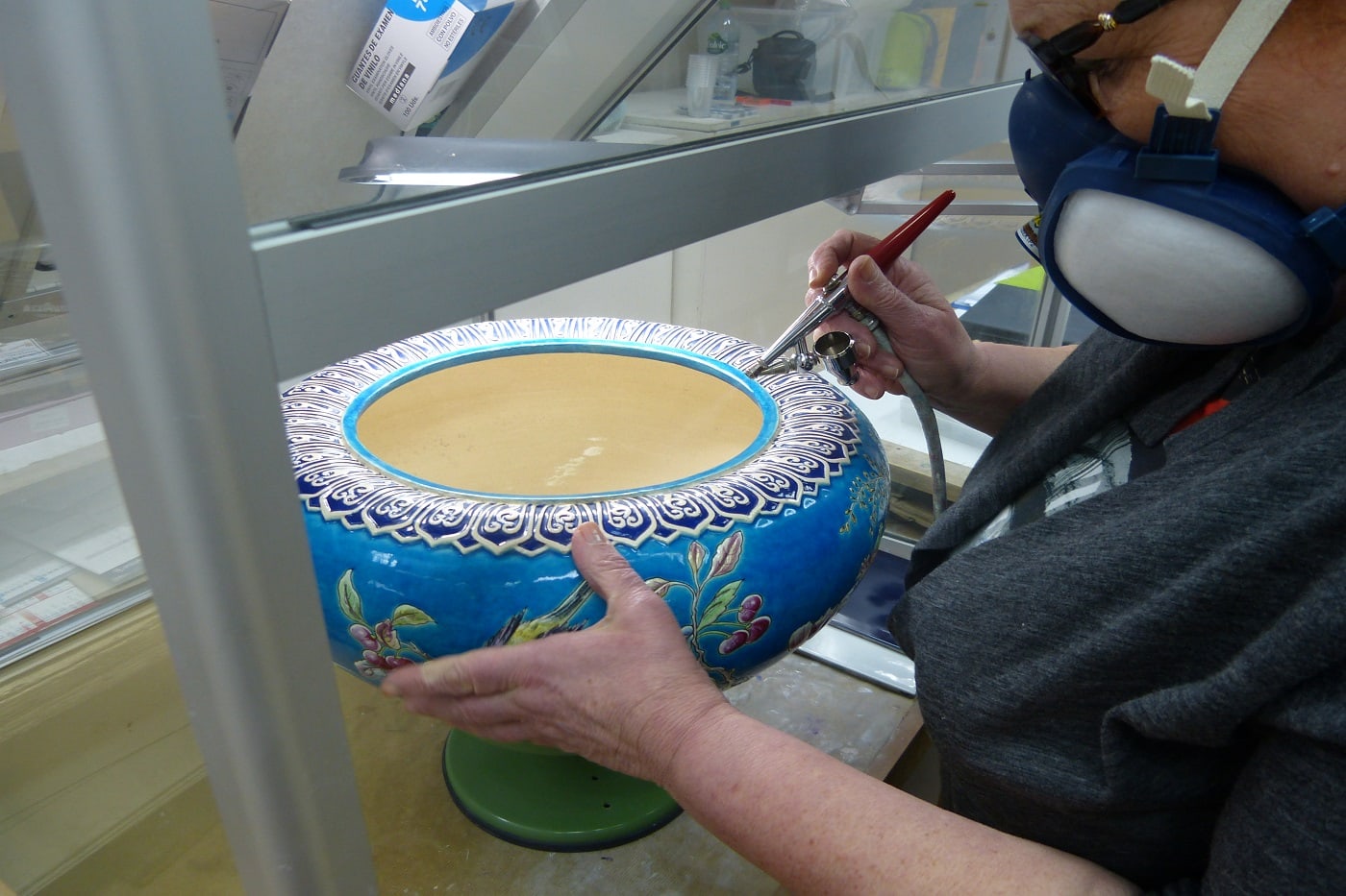 Atelier réparation céramique - Faïence Porcelaine Terre Cuite Grès